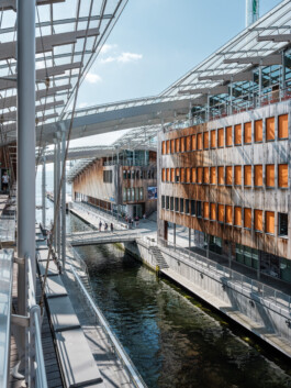 Architecture by Renzo Piano Ernst van Raaphorst